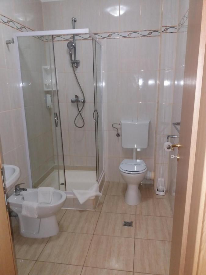 Hotel Vila Veneto Тімішоара Екстер'єр фото